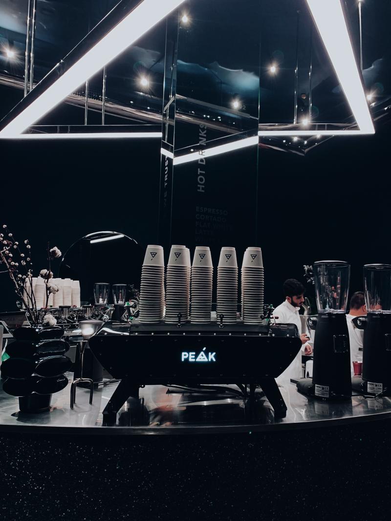 PEAKS coffee bar
